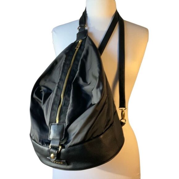 Loume Black Nylon and Vegan Leather Slouchy Backpack, Gold hardware - Picture 7 of 16